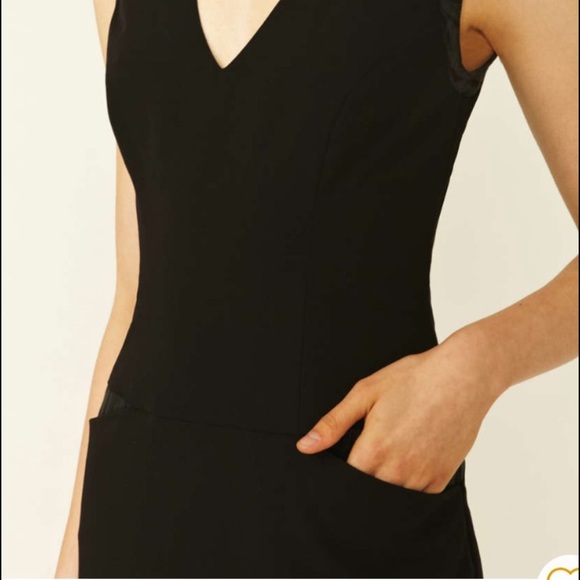 Black Halo Jagger Mesh Back Dress - Picture 6 of 15